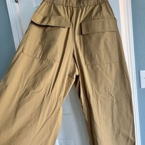 Banana Republic Women's Tan Wide Leg Pants